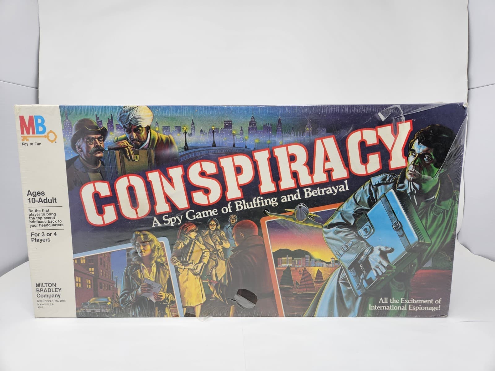 Milton Bradley MB Conspiracy Vintage Board Game 1982 Sealed Free Ship