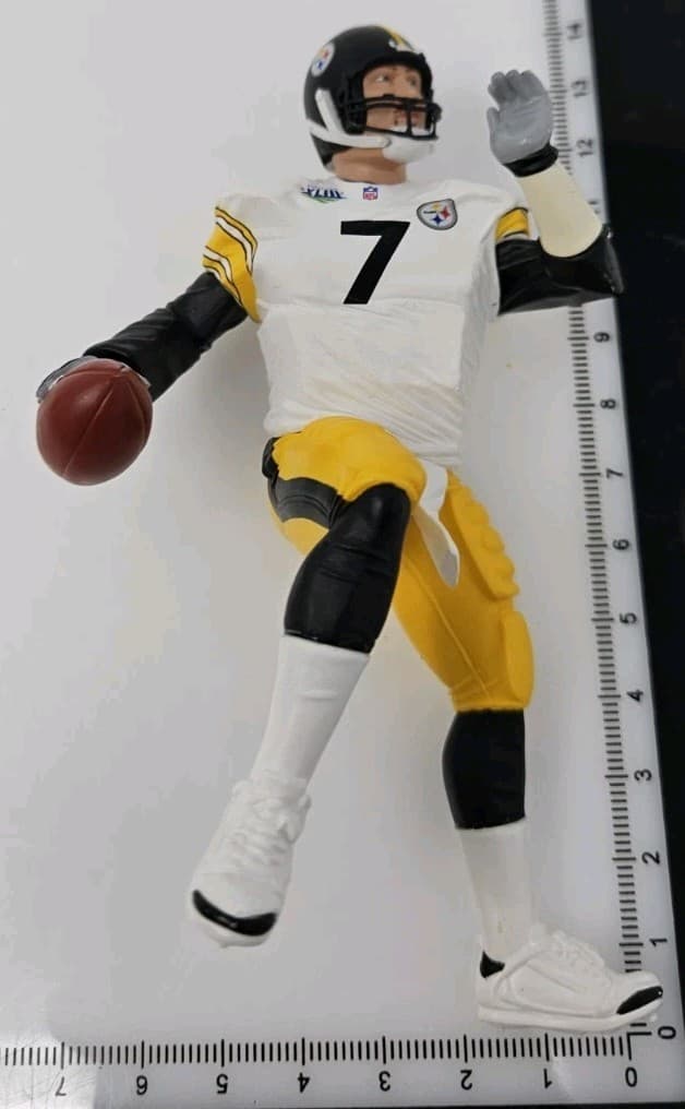 2007 Hallmark Ben Roethlisberger Steelers Football Legends Ornament W/box