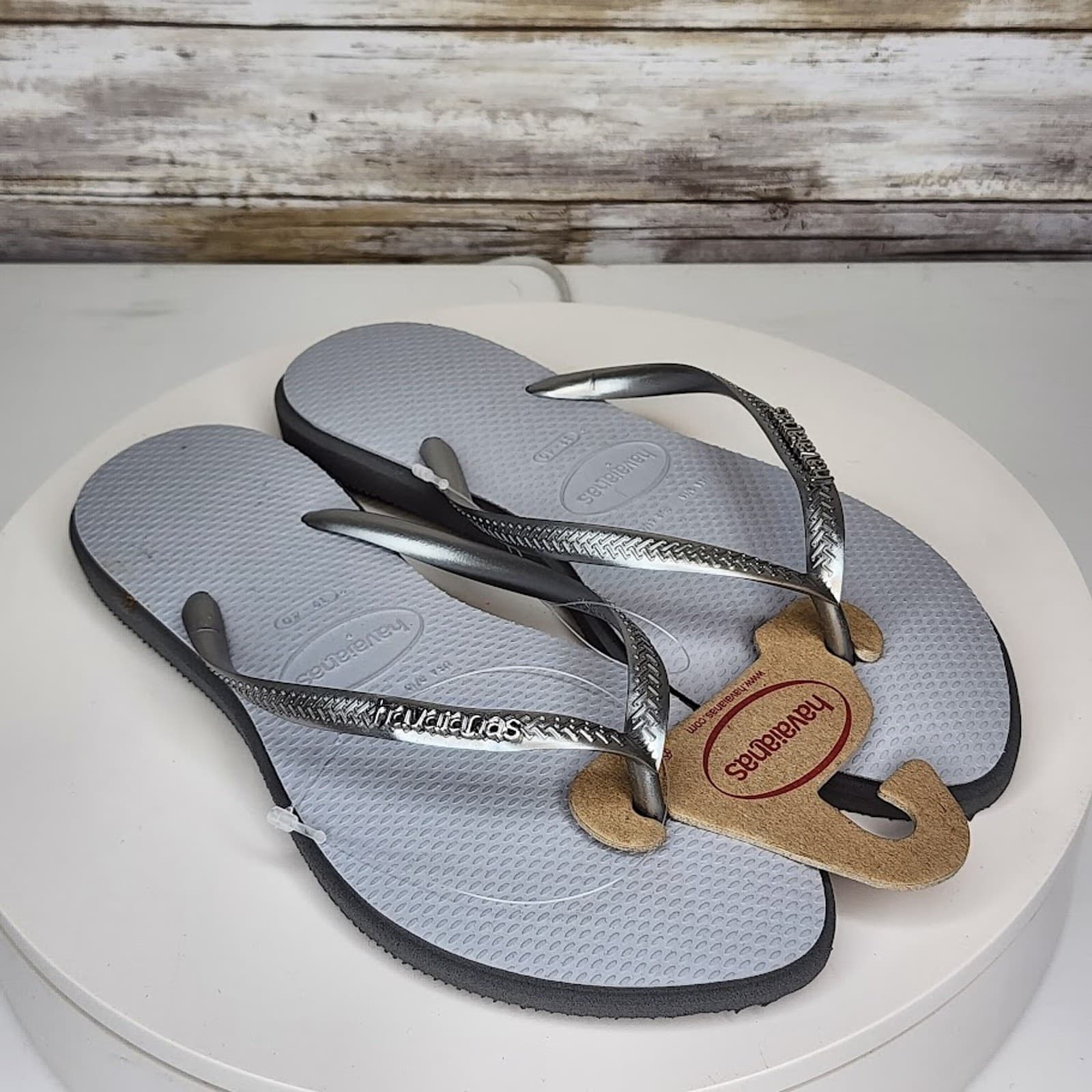 NEW - Havaianas Slim Point Women’s Steel Grey Flip Flops Sandals Size 11/12