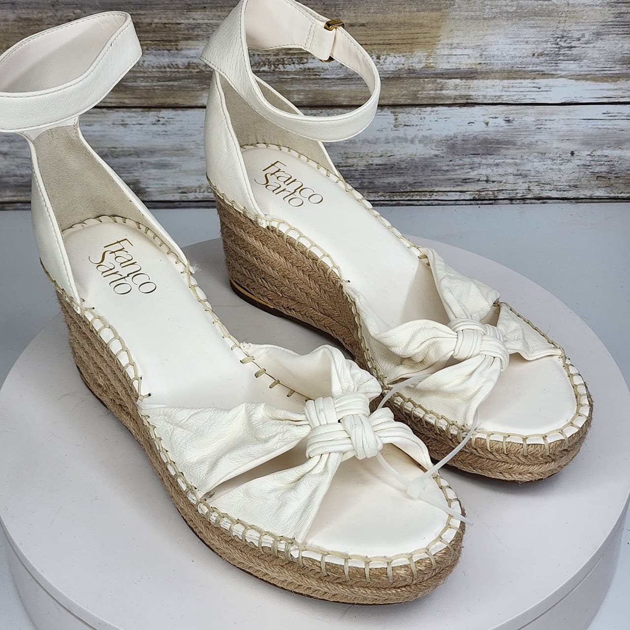 NEW - Franco Sarto Women's White Espadrille Wedge Sandals Platform Size 8