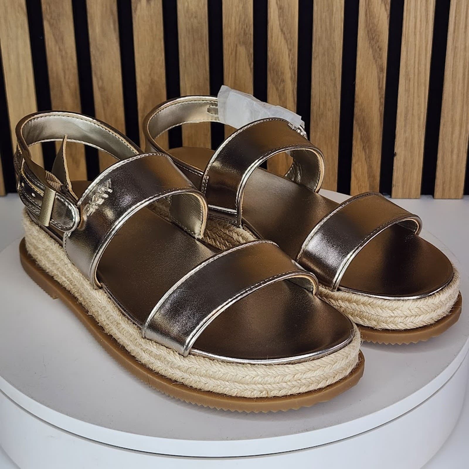 NEW - DKNY Bernae Women’s Slingback Sandals Champagne - Size 7.5 M