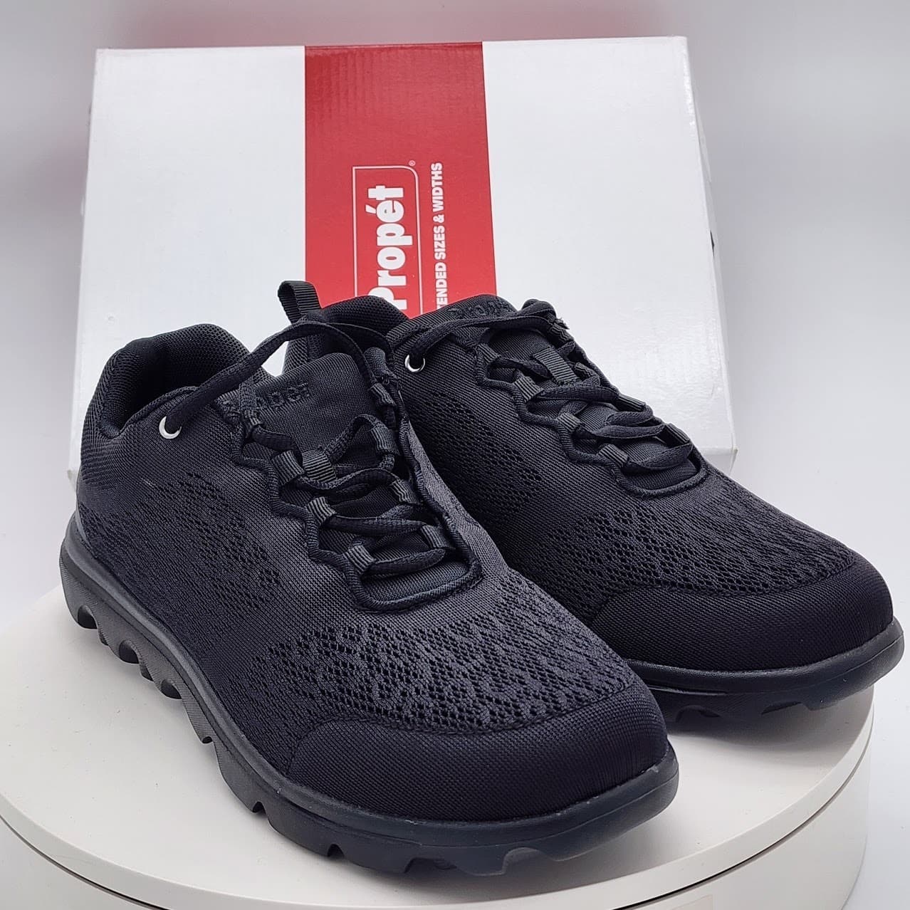 NEW Propet Travel Active Women's Walking Sneakers Black Size 9