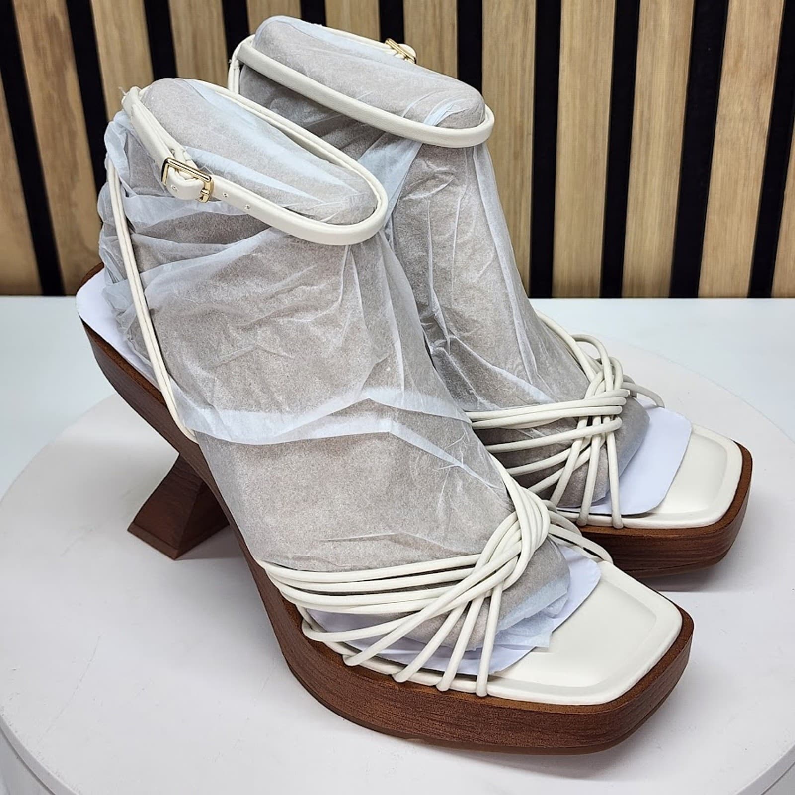 NEW - INC International Concepts Rashel Women’s Sculptural Heel Sandals Size 8