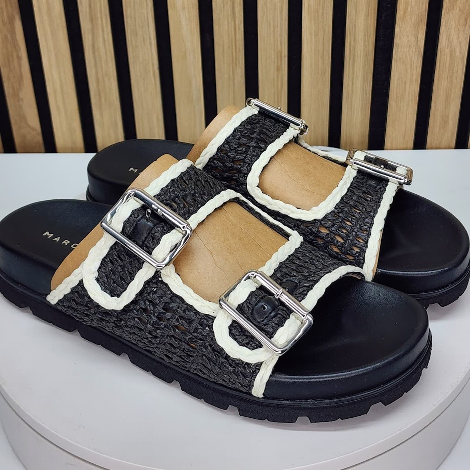 NEW - Marc Fisher Mylan Womens Black Woven Flat Sandals Buckle Straps Size 8.5