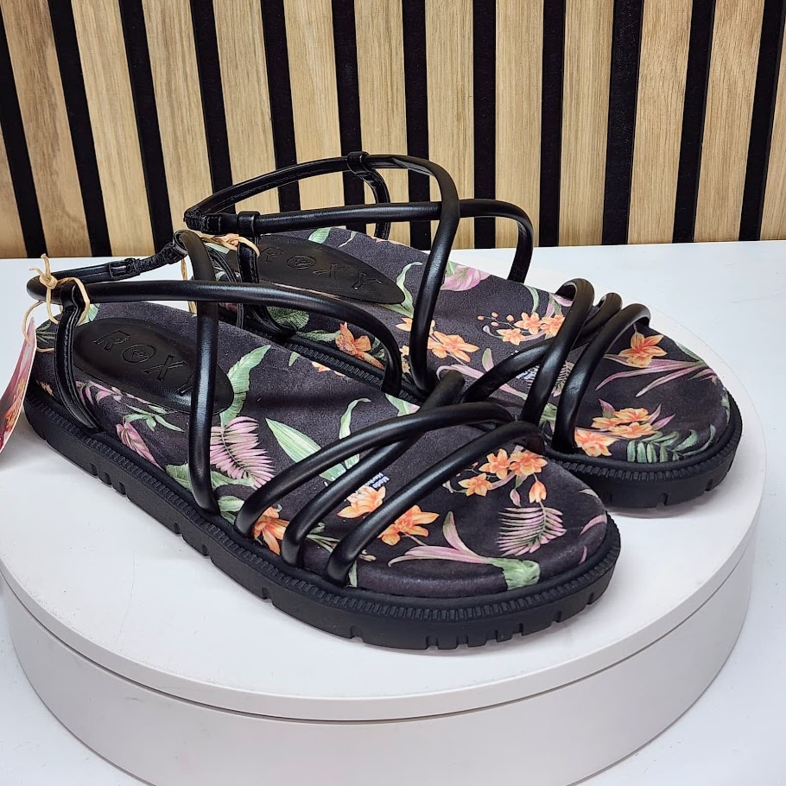 NEW - Roxy Brooke Women’s Platform Strappy Sandals Casual Slip On Shoes Size 10