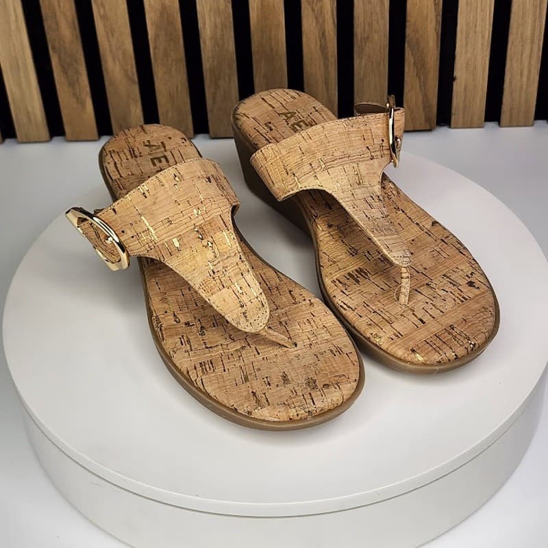 NEW - Aerosoles Izola Women’s Wedge Sandals Comfort Slide Shoes Size 6