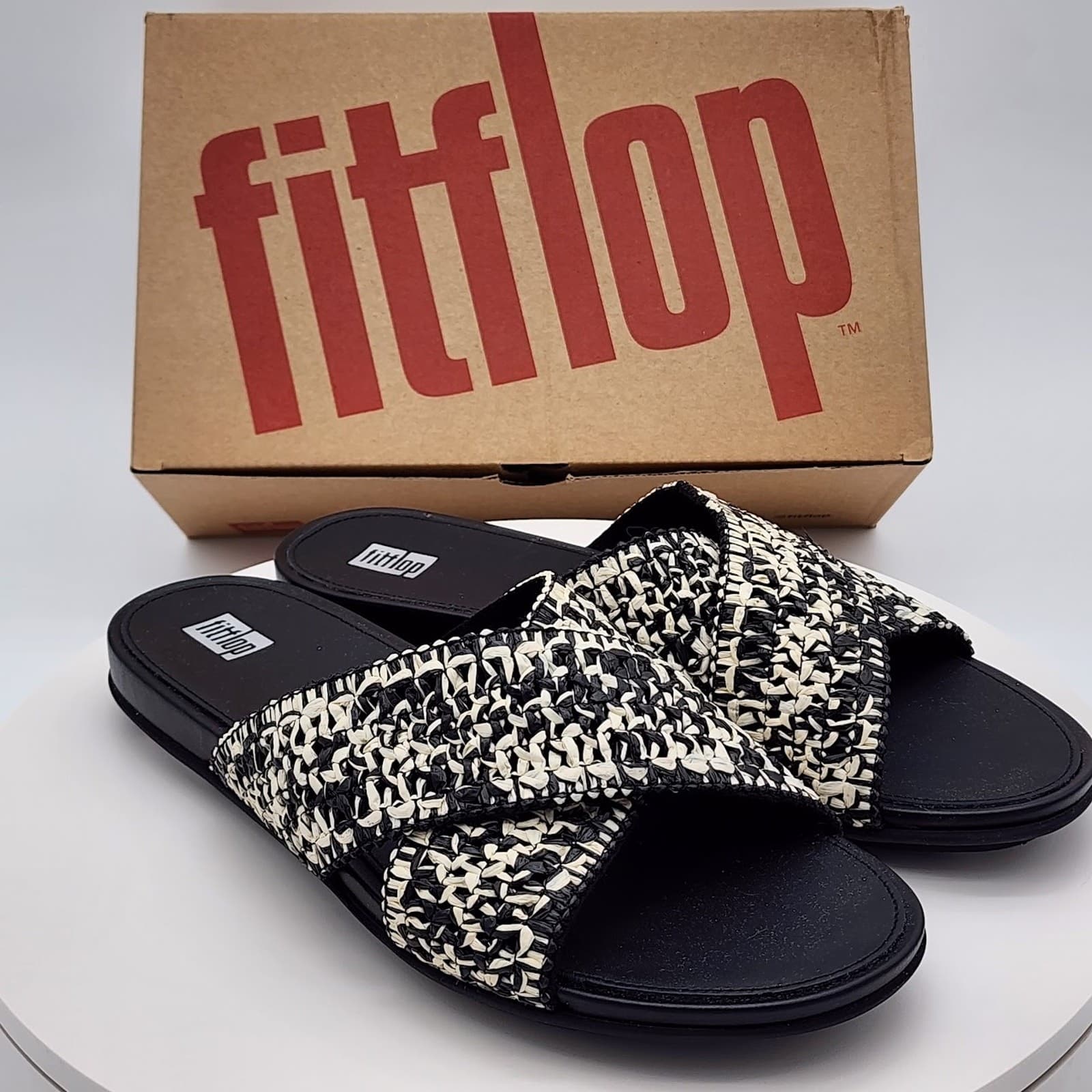 NEW FitFlop Gracie Woven Cross Slide Sandals Black Ivory Raffia Women's Size 10