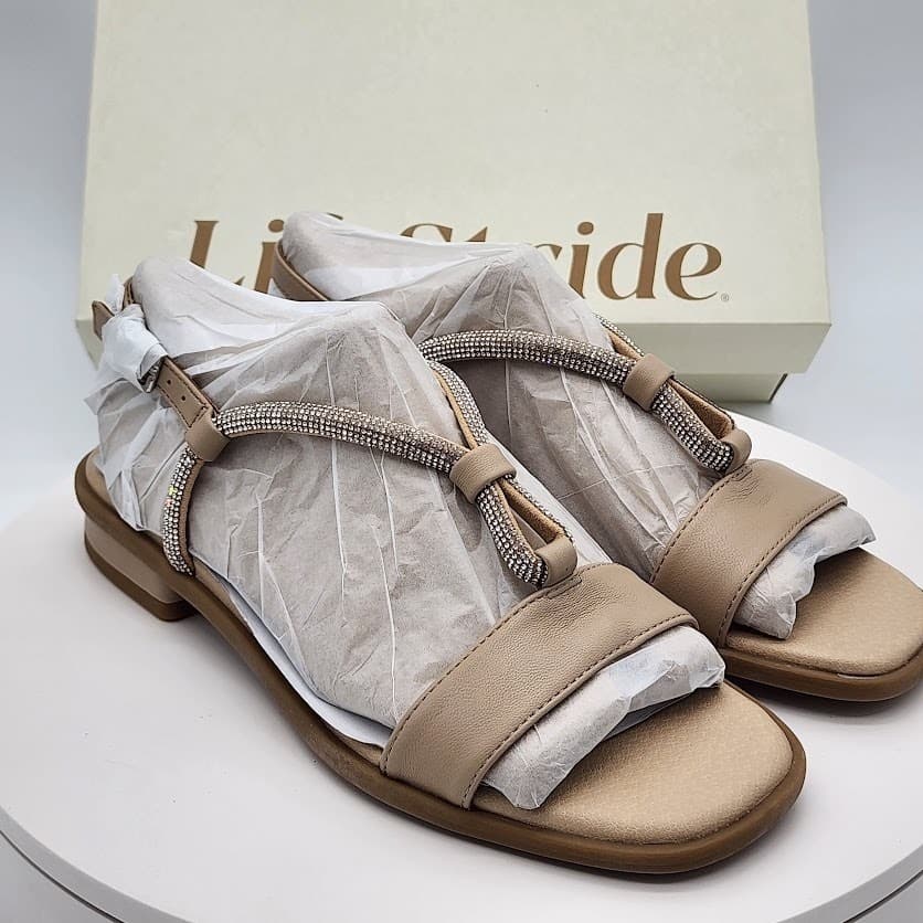 NEW LifeStride Radiant Taupe Heirloom Embellished Sandals Women's Size 7M