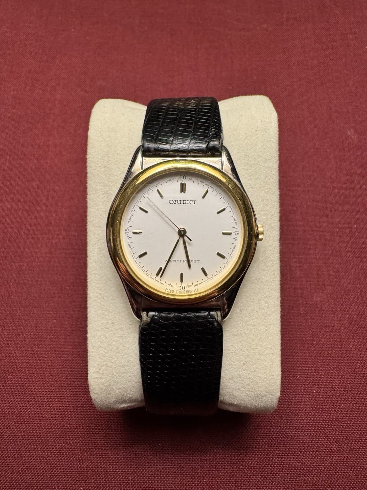 Orient B050RQ90-297 Quartz Dress Watch 32mm Two-Tone Gold Bezel w/ Leather Strap