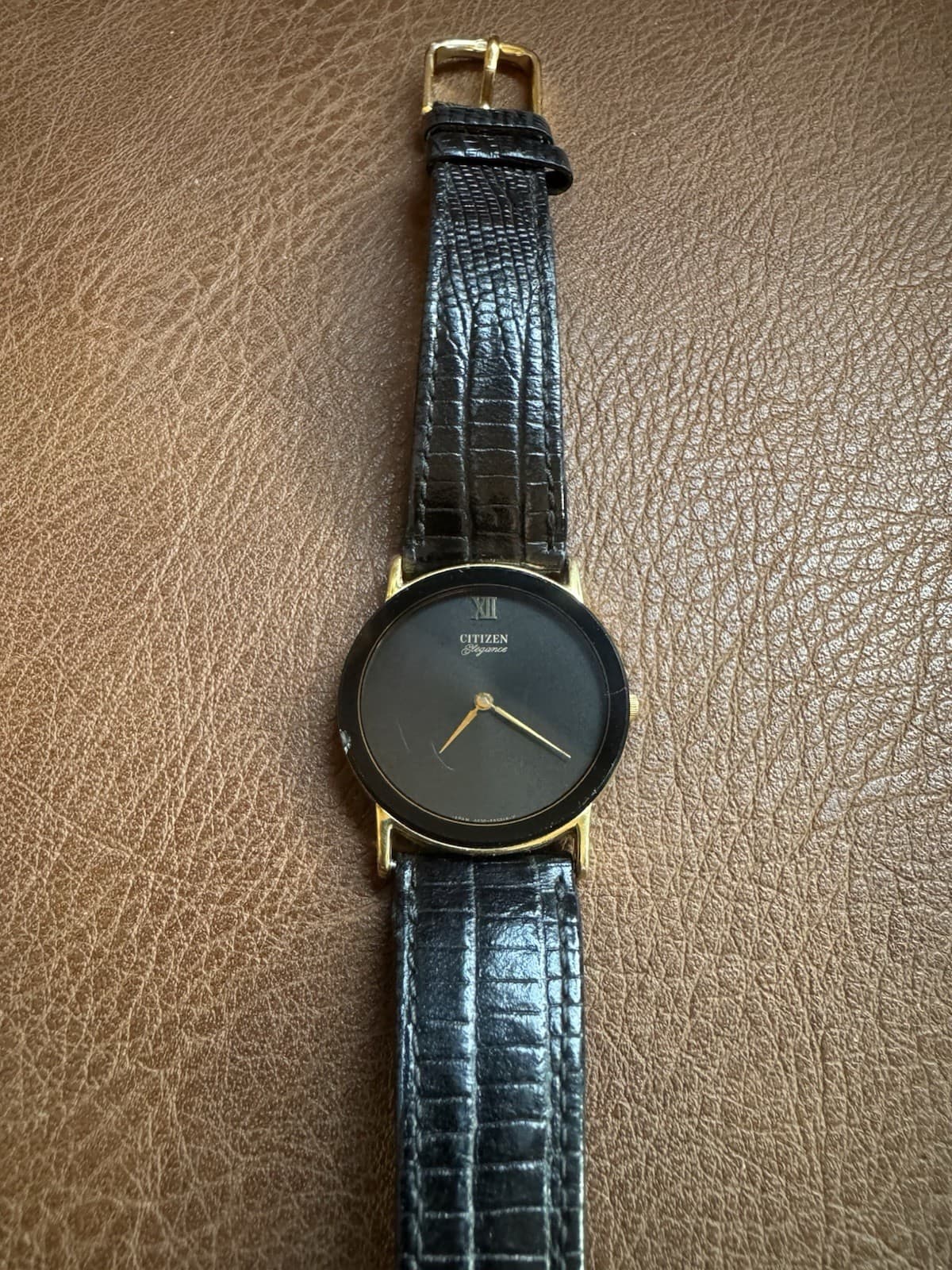 Vintage Citizen Elegance 4630-E65018-Y Black Dial Gold Tone Quartz Watch 30mm