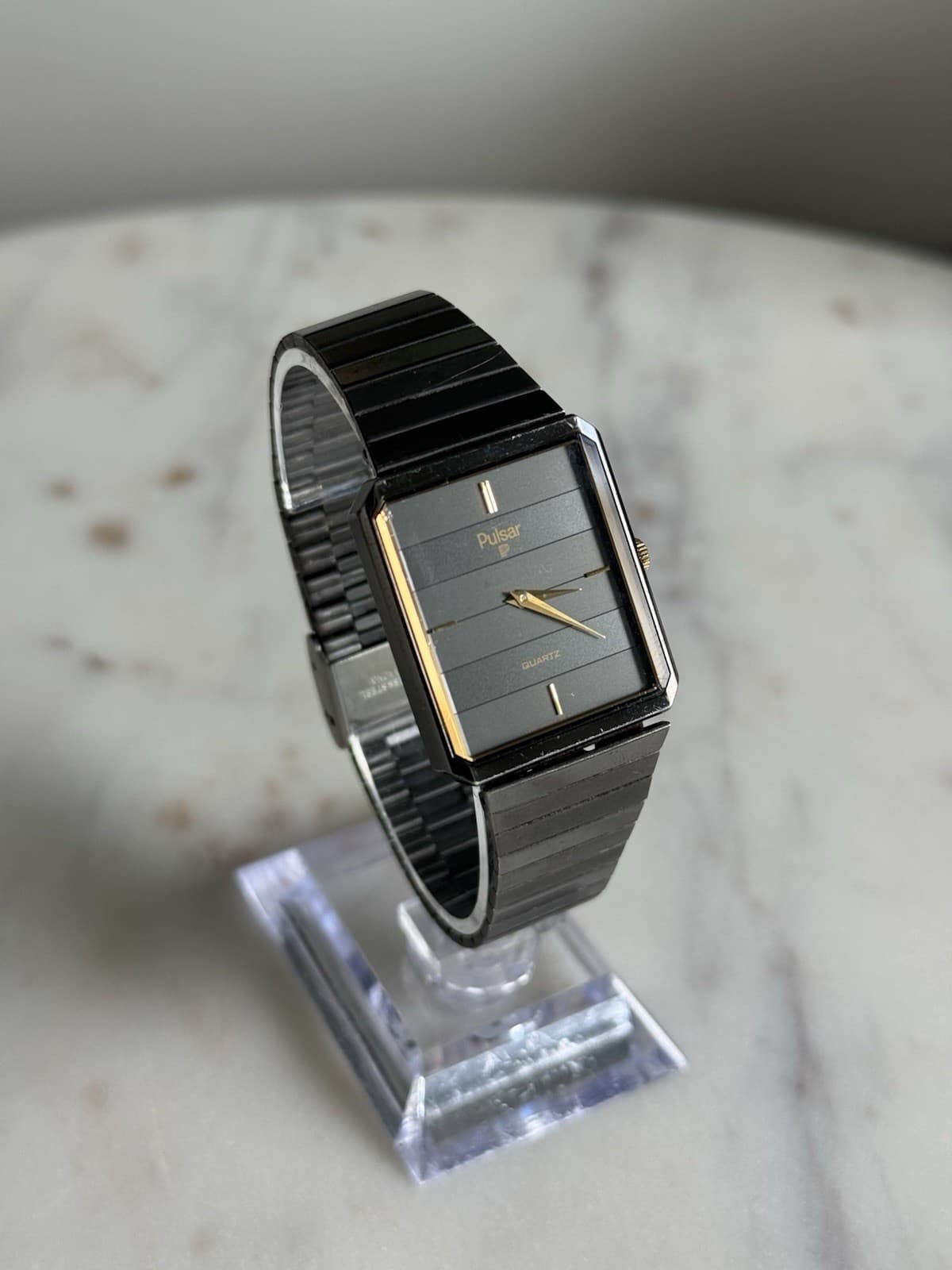 Vintage Pulsar Quartz Tank V250-5240 Graphite Gold Accents Adjustable Clasp 27mm