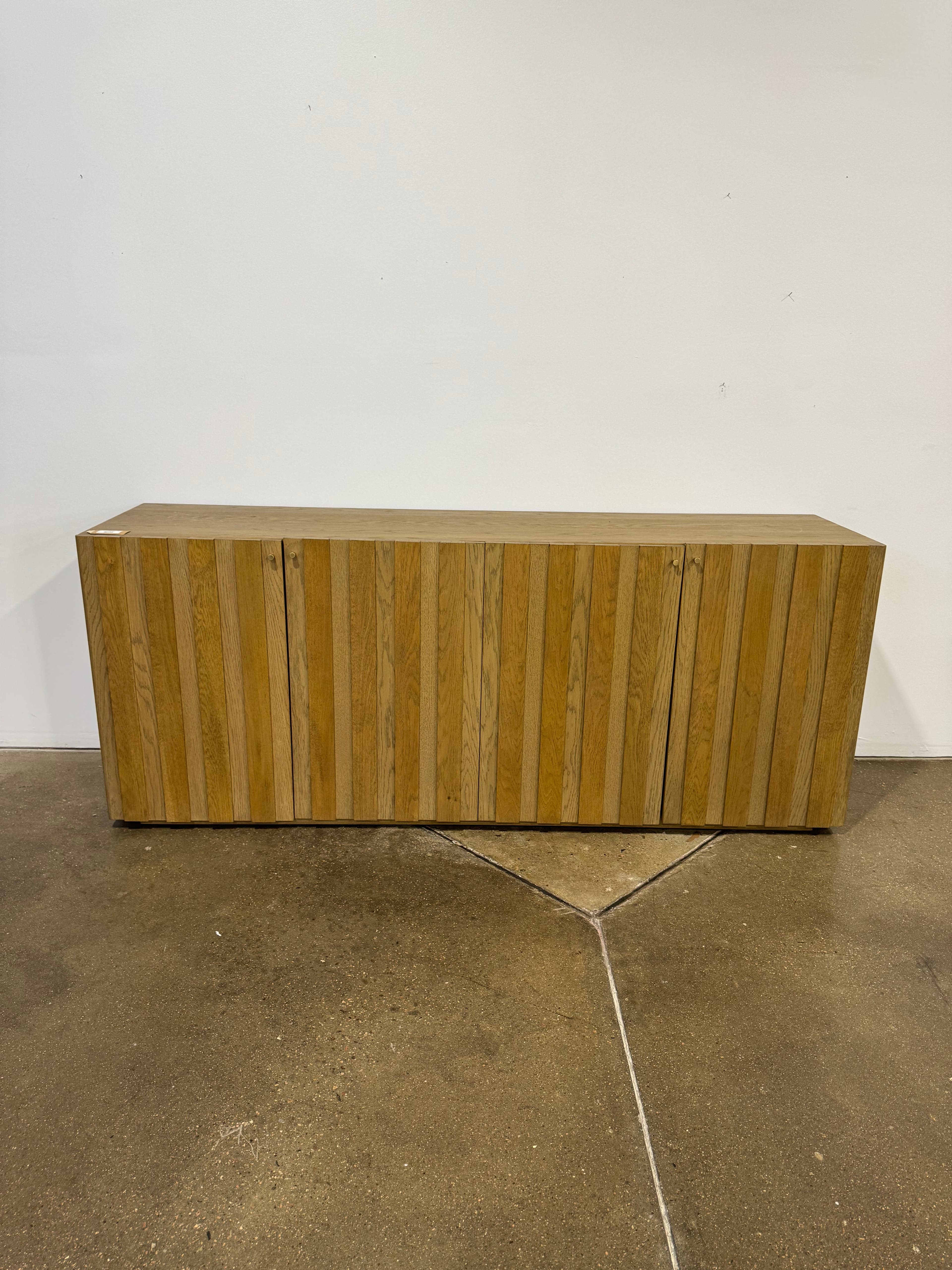 Moe's Vermentino Sideboard Oak