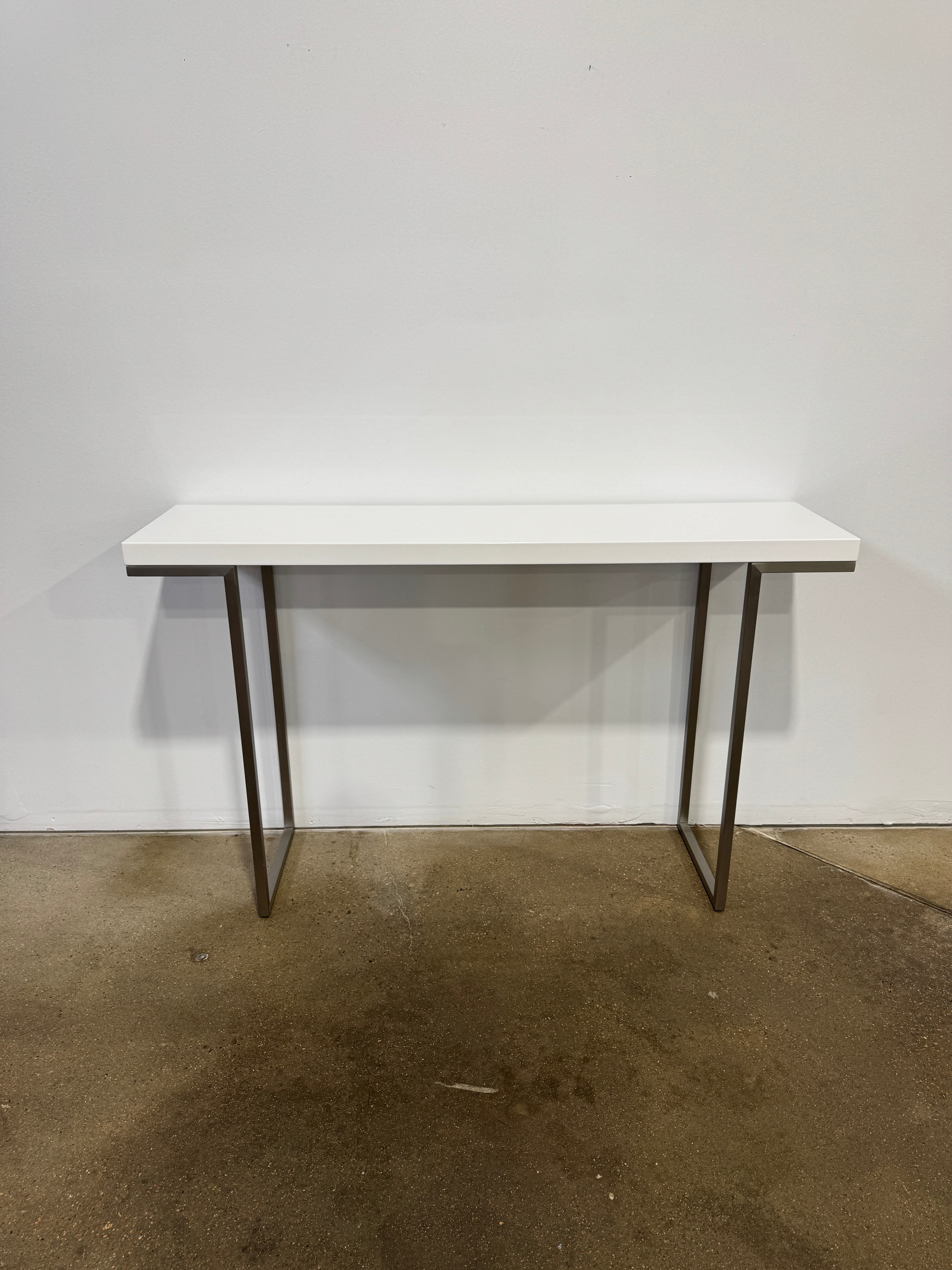 Moe's Home Collection Repetir Console Table