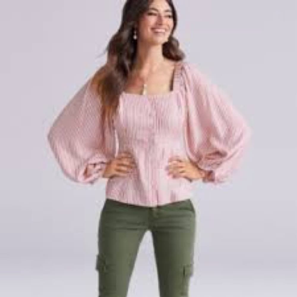 NWT Cabi Carnival Top #5890