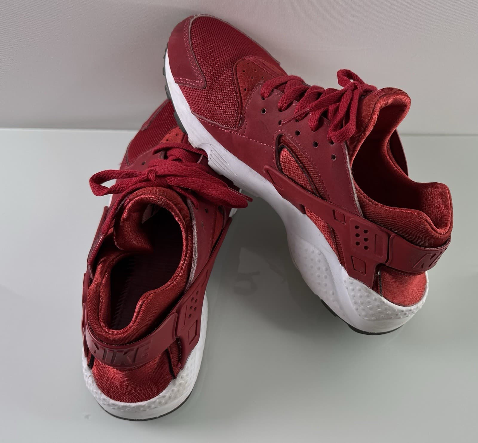 Adidas Women’s Red Suede Sneakers Casual Lace Up Shoes Size 7.5