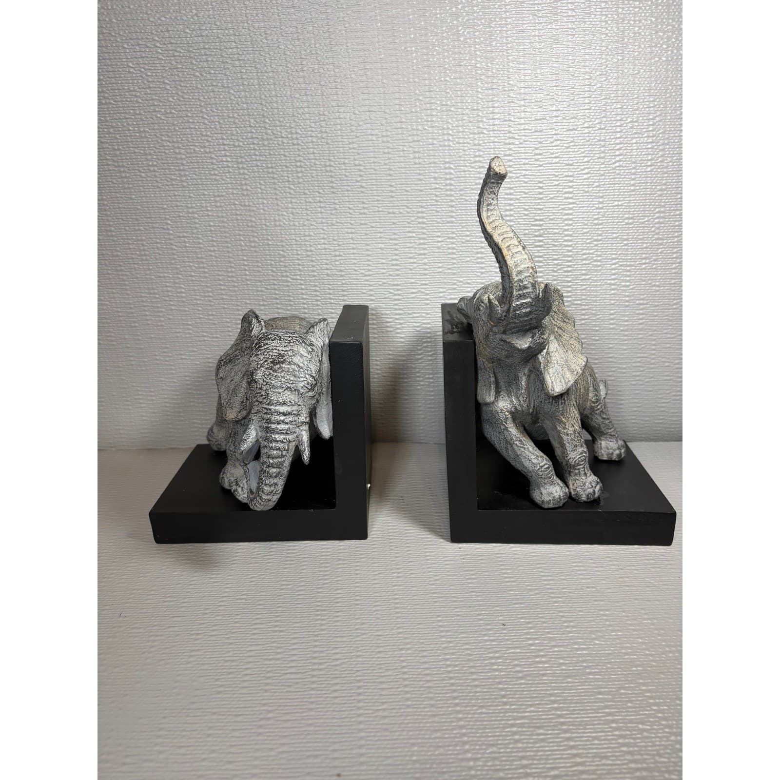 Elephant Bookends Pair Grey Silver Resin Animal Statues Safari Home Decor