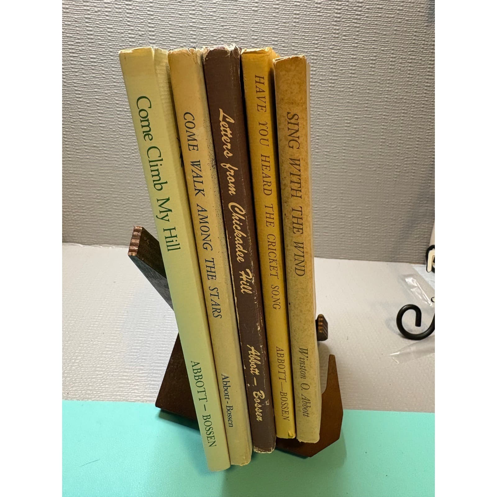 5 Winston O Abbott Bette Eaton Bossen Signed Vintage Books Inspiration House