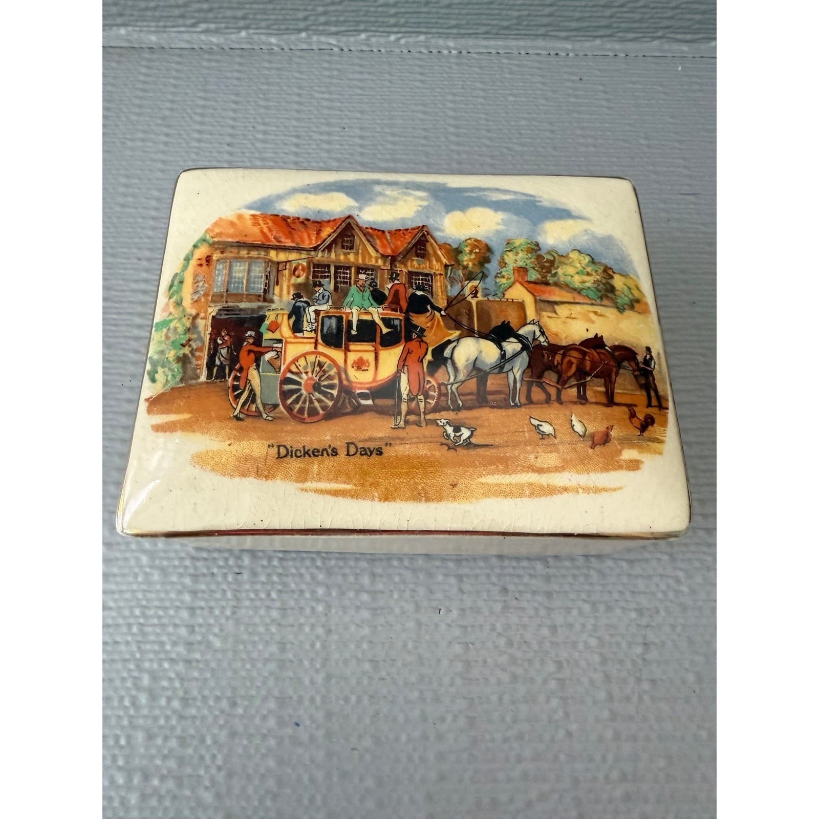 Vintage Dickens Days Ceramic Trinket Box Horse Carriage Scene Lidded Keepsake