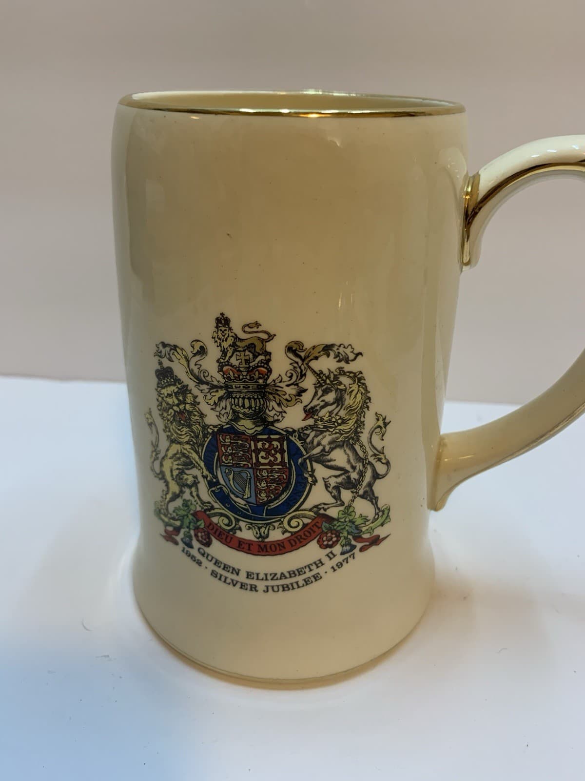 VTG Queen Elizabeth II Silver Jubilee Mug 1952-1977 Sadler England RWL London