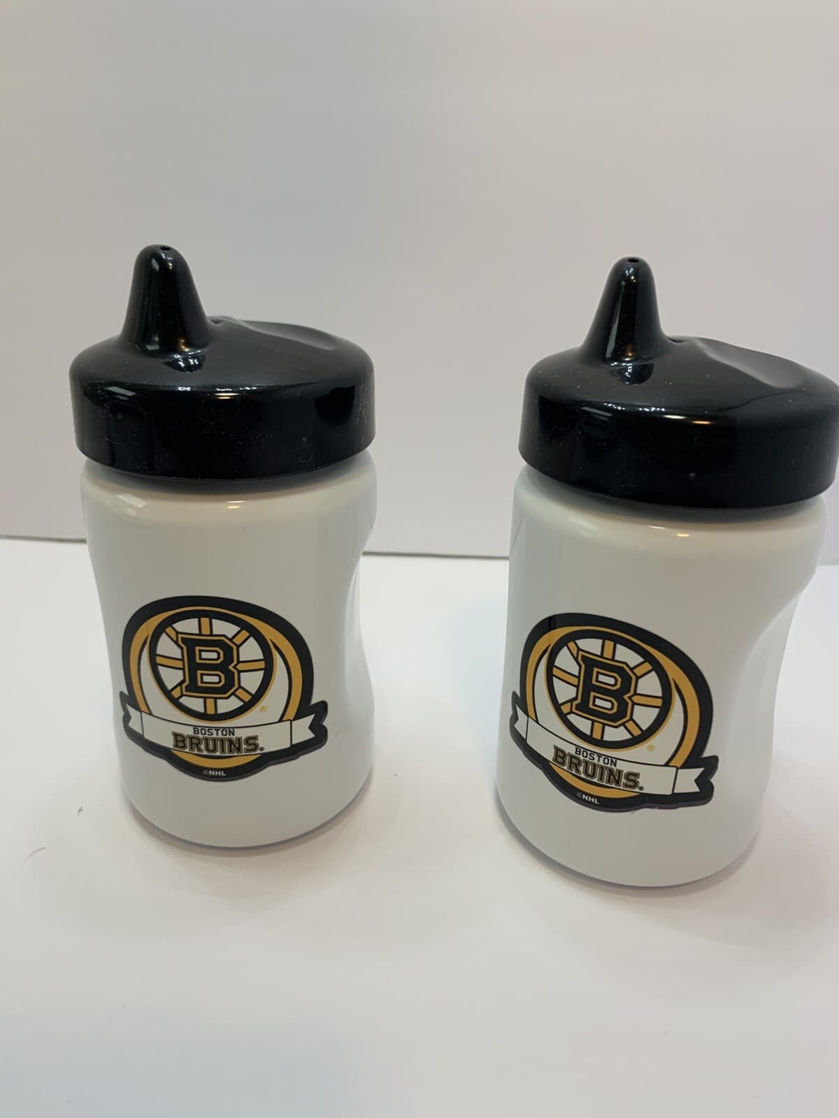 NHL Boston Bruins Sippy Cup 2 Pack 9oz /NHL Licensed / Bruins Fans New England