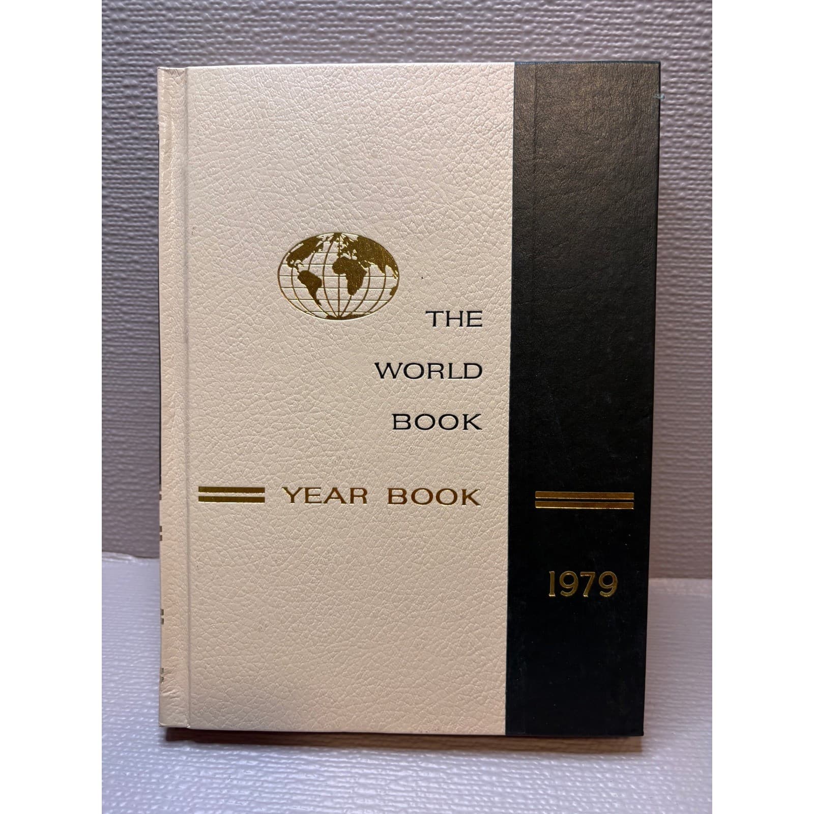 Vintage 1979 World Book Year Book Hardcover Encyclopedia Supplement 1978 Events