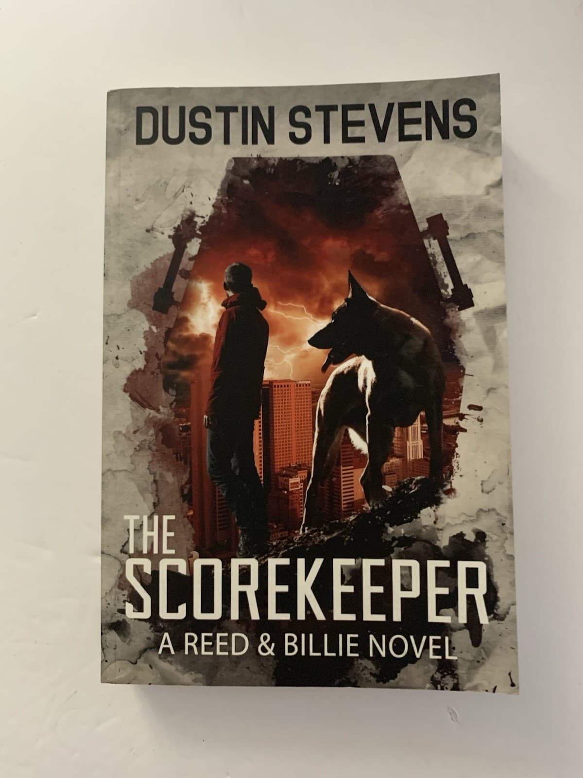 The Scorekeeper: A Suspense Thriller (A Reed & Billie Novel) : Pre Owned