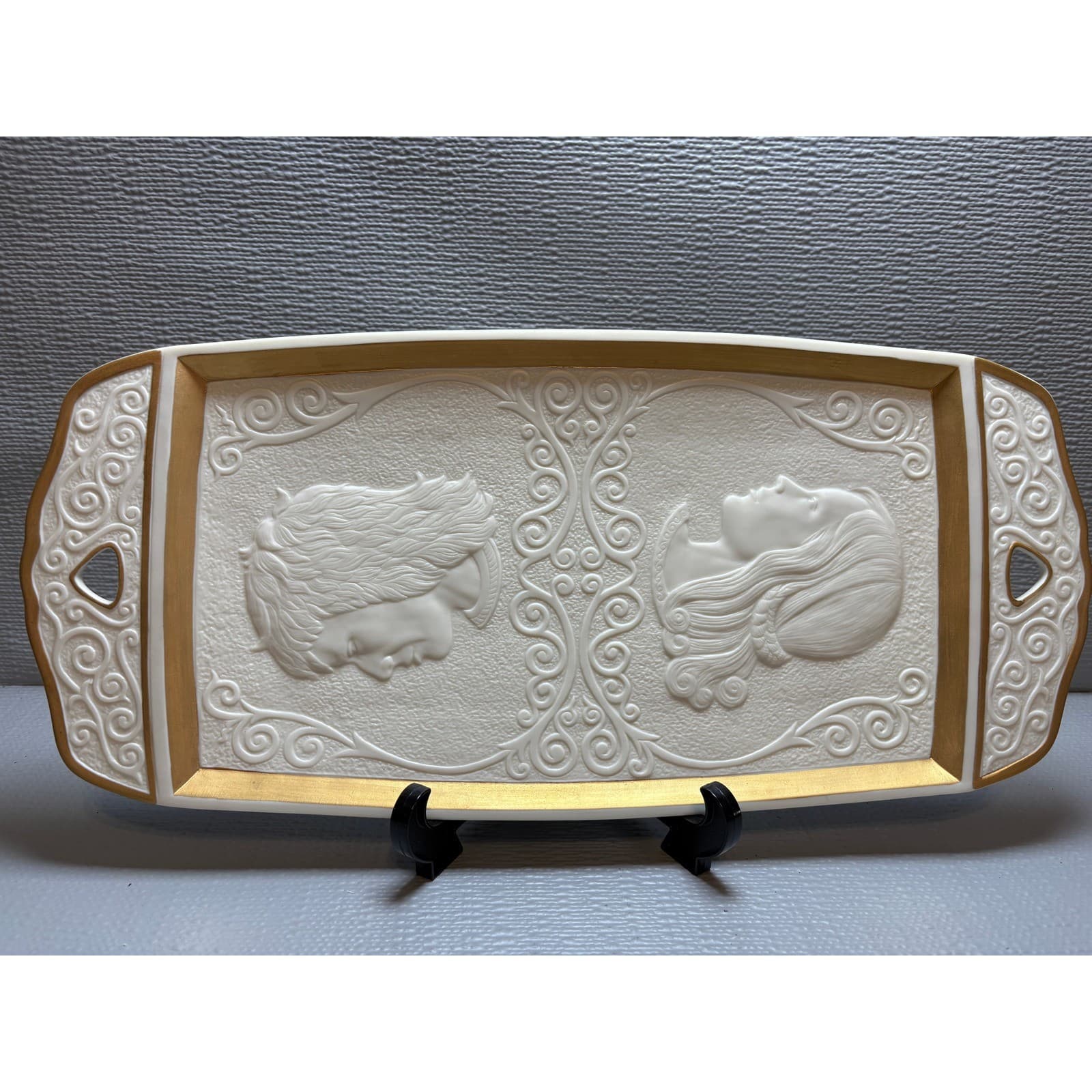 Lenox Laszlo Ispanky Romeo & Juliet Tray Limited Edition with COR in box 1977