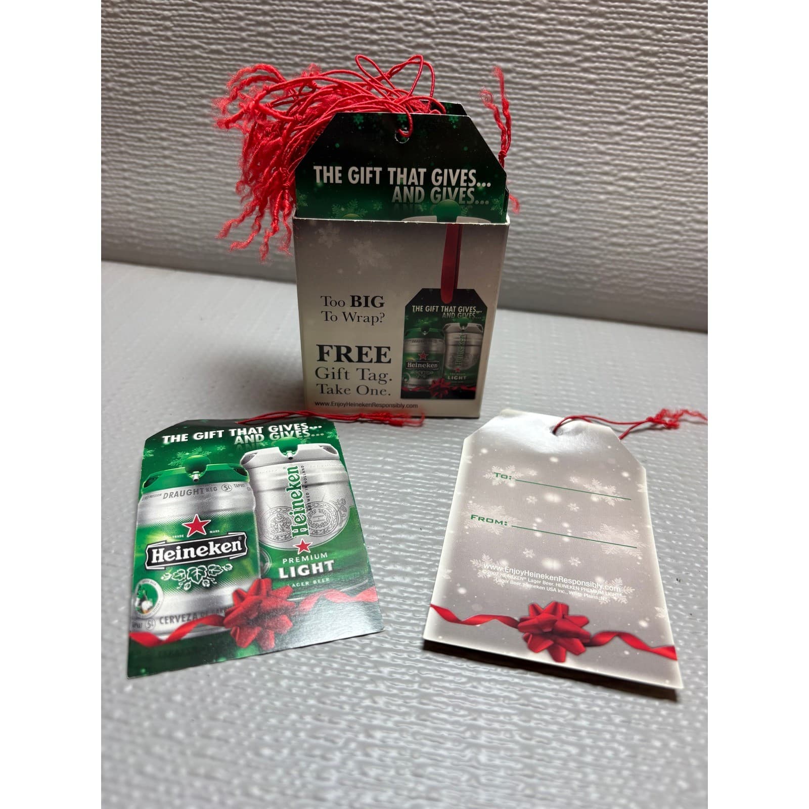 Vintage 2007 Heineken Beer 36 Holiday Gift Tags with Dispenser Box 2.75x4.5in