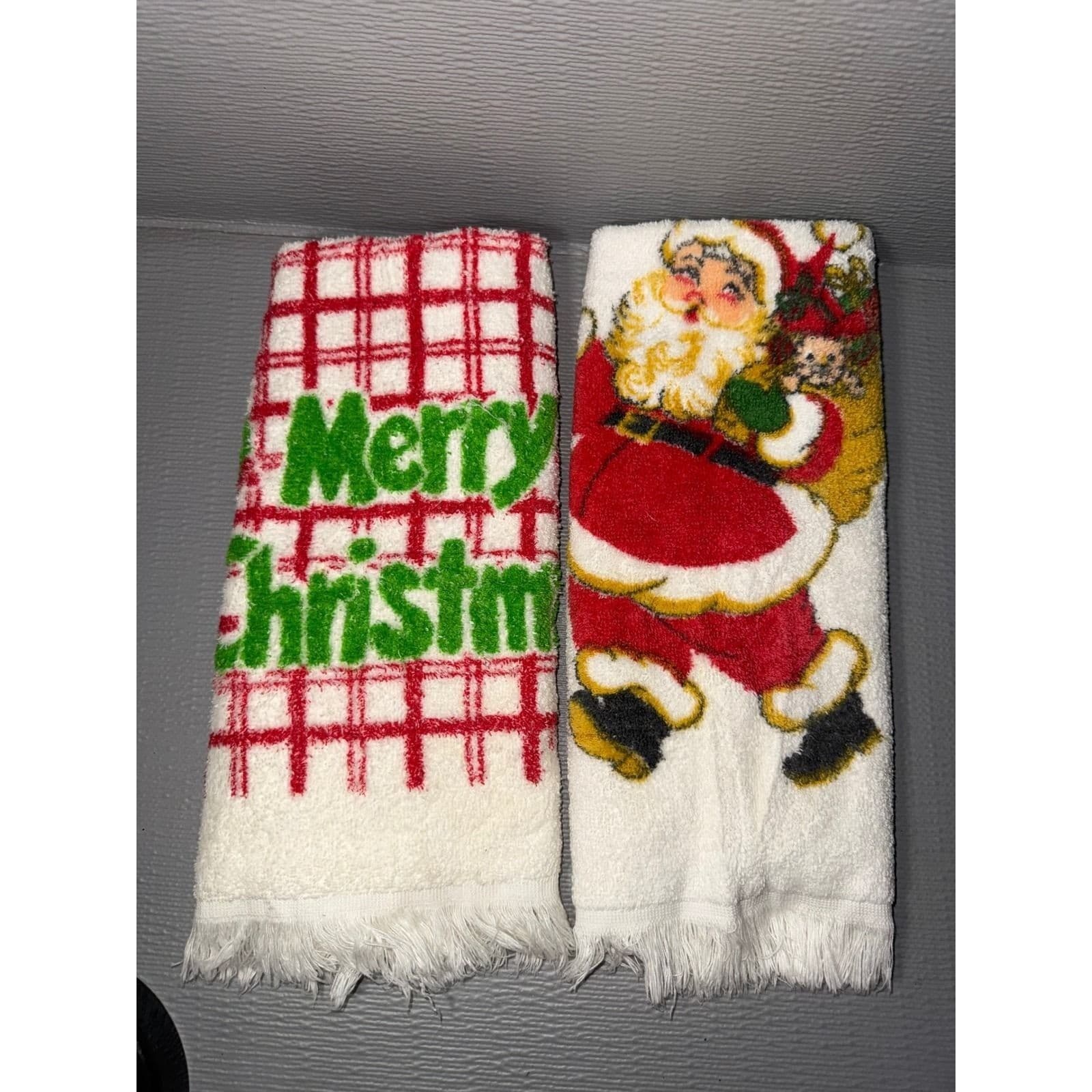 Vintage Christmas Hand Towel Set Santa Claus Merry Christmas Plaid Fringe White