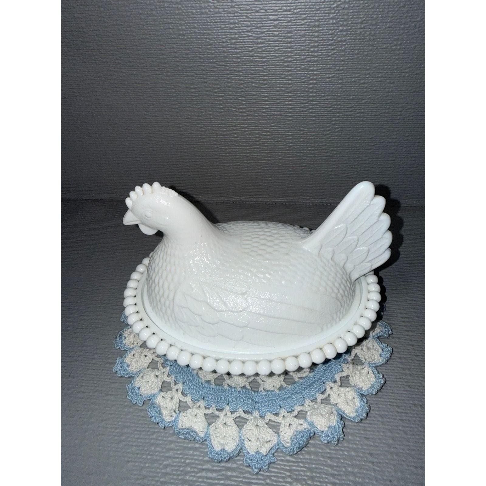 Vintage White Milk Glass Hen on Nest Covered Dish Beaded Rim