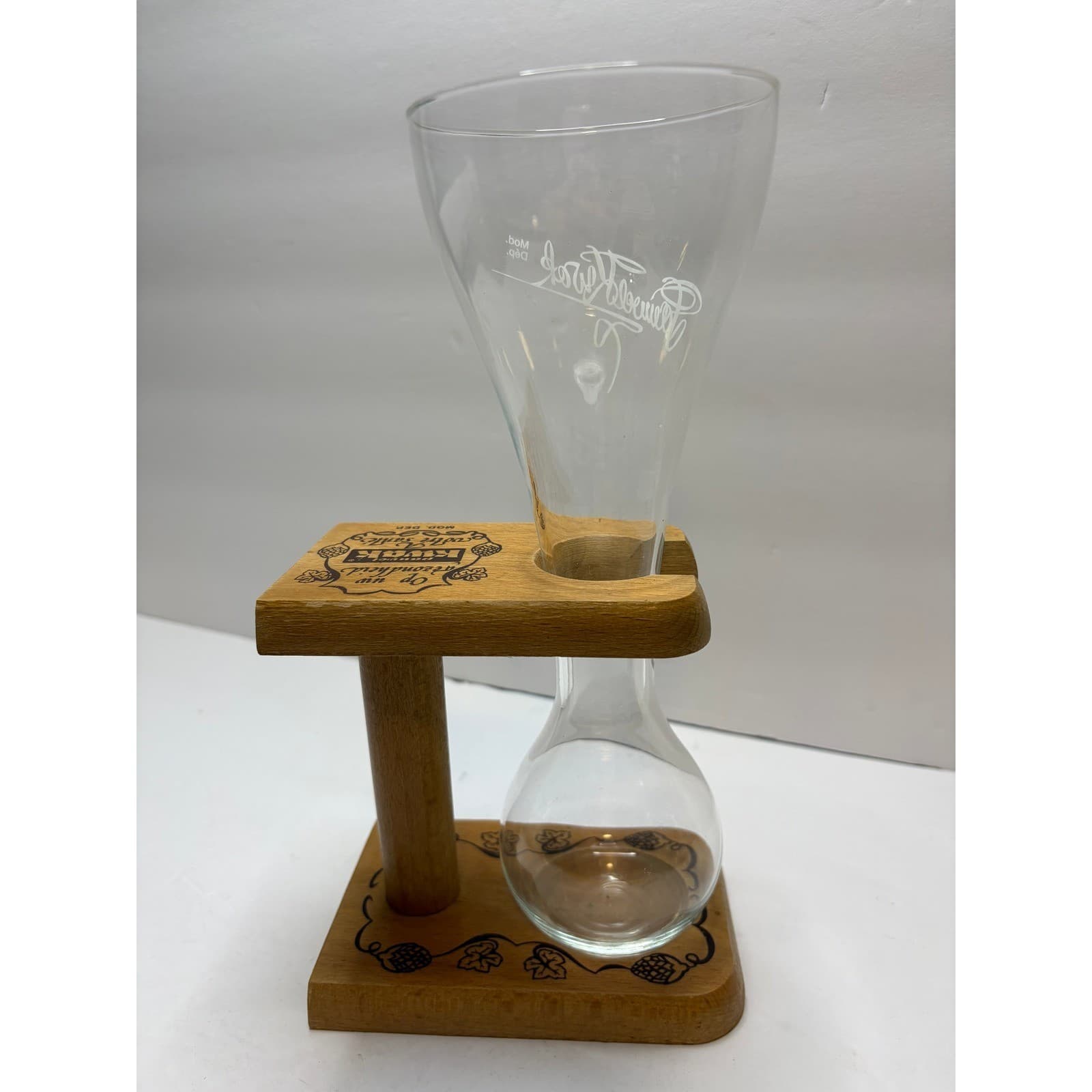 Pauwels Kwak Belgian Beer Glass with Wooden Coachmans Stand 9.5 Inch Barware