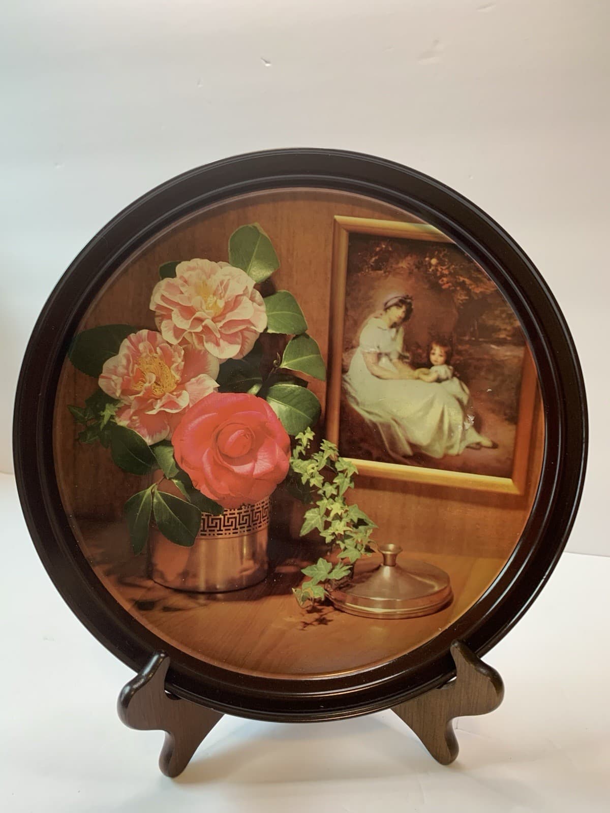 Vintage MCM Round Metal Tray w/ Kitschy Victorian Print 10 3/4"