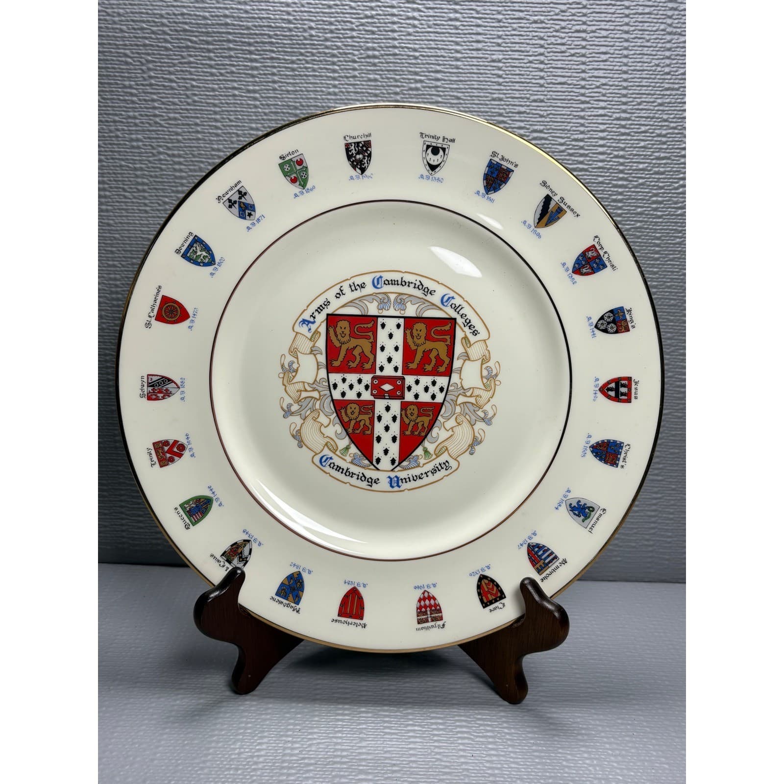 Etcetera English Fine China Arms of the Cambridge Colleges University Plate