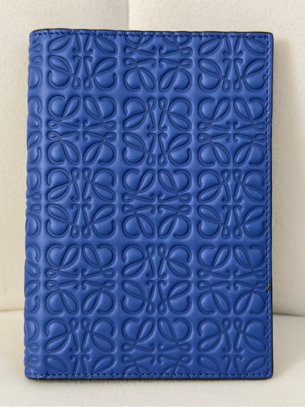 LOEWE ANAGRAM Embossed Leather Passport Holder Blue Black Travel Box & Dust Bag