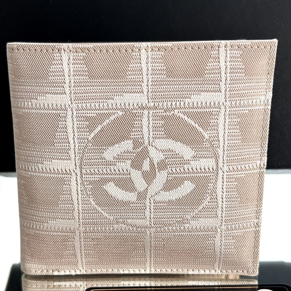 CHANEL New Travel Line Beige Nylon Leather CC Coco Chanel Beige Wallet NIB