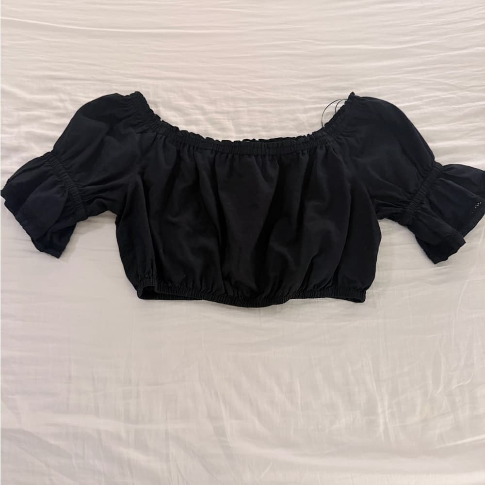 Tory Burch Black Off Shoulder Ruffled Short Sleeves Cropped top size XL