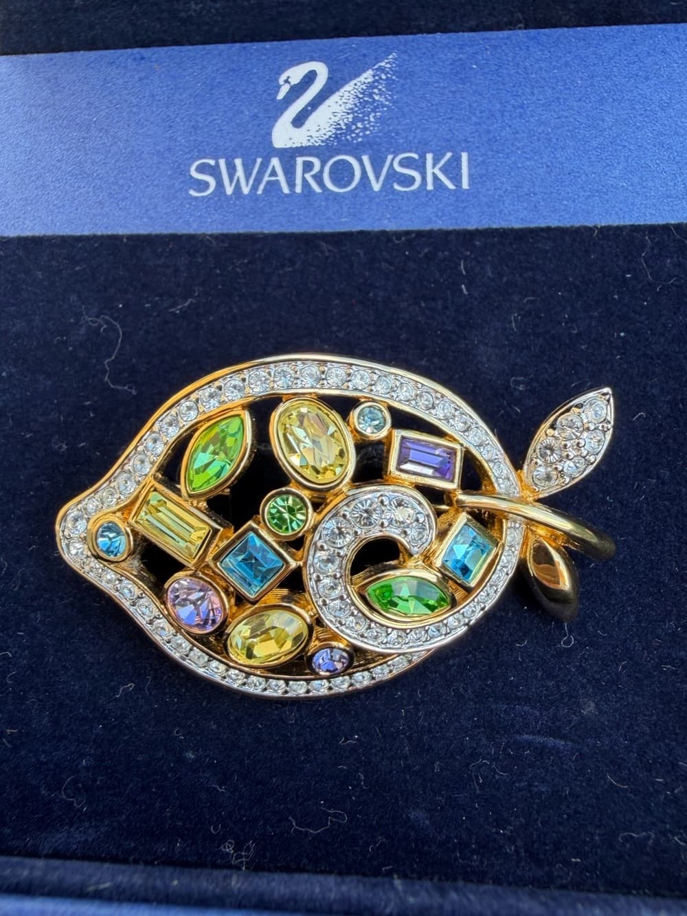 SWAROVSKI Crystal Colorful Gemstone Design Fish Brooch Soo unique with box