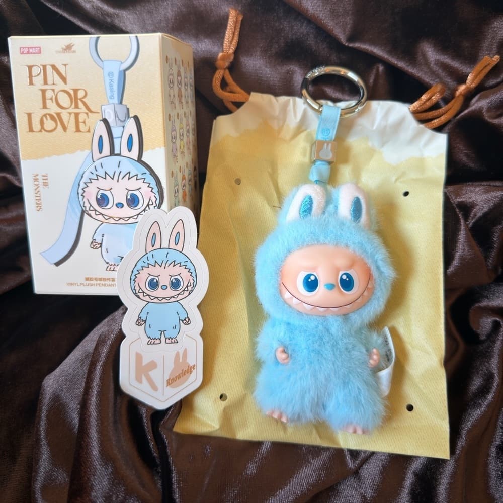 Labubu PIN FOR LOVE Letter “ K “ Key chain Charm light Blue color Pop Mart NEW