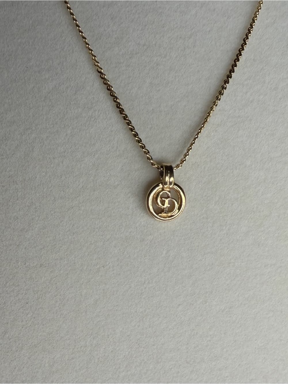 DIOR Dainty CD Logo Circle Pendant Necklace 17in