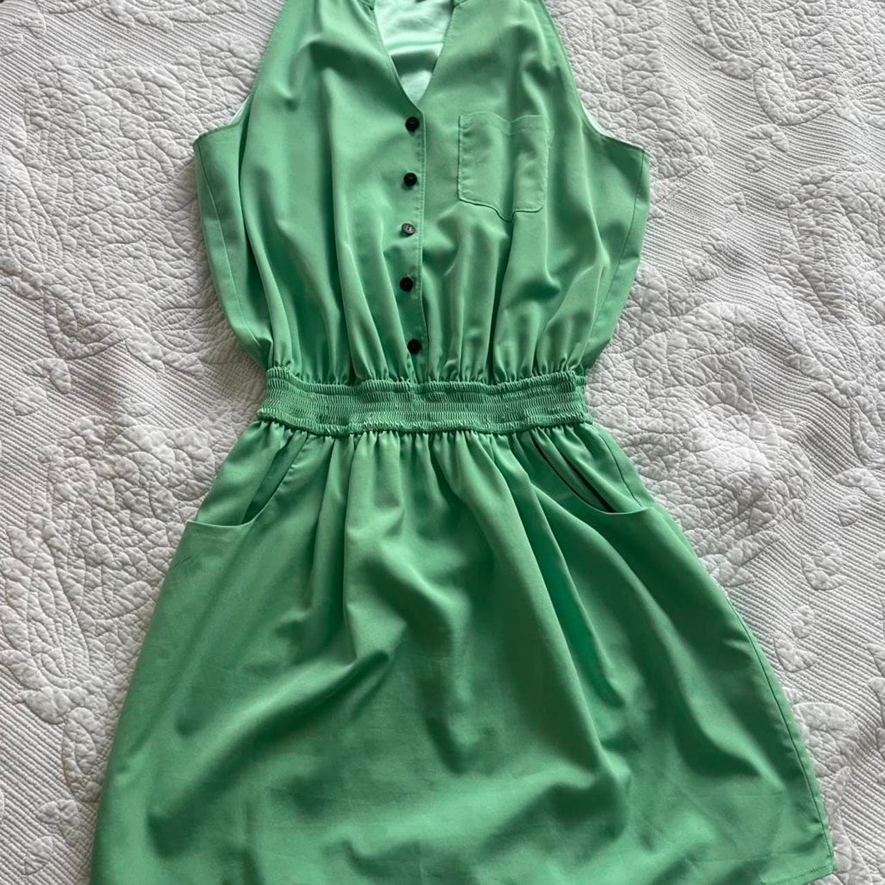 Mint green button up dress with pockets #summerdress #mintgreen #cocktail #formal