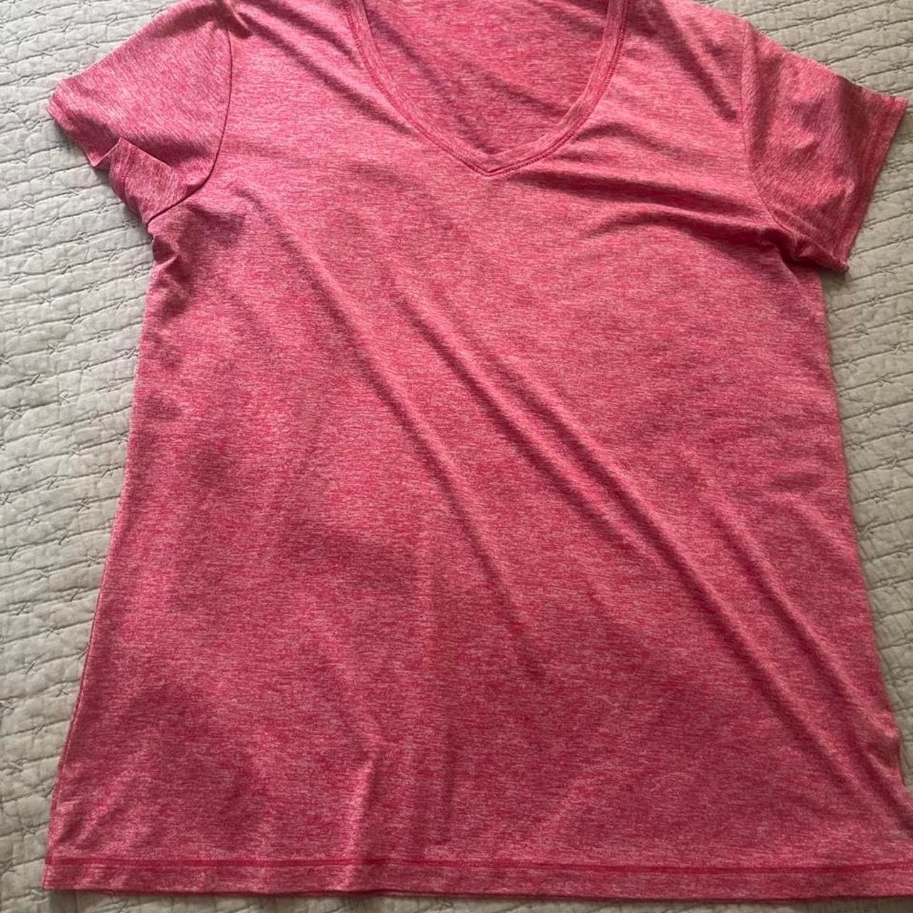 Pink heathered v-neck t-shirt #vneck #heathered #pink
