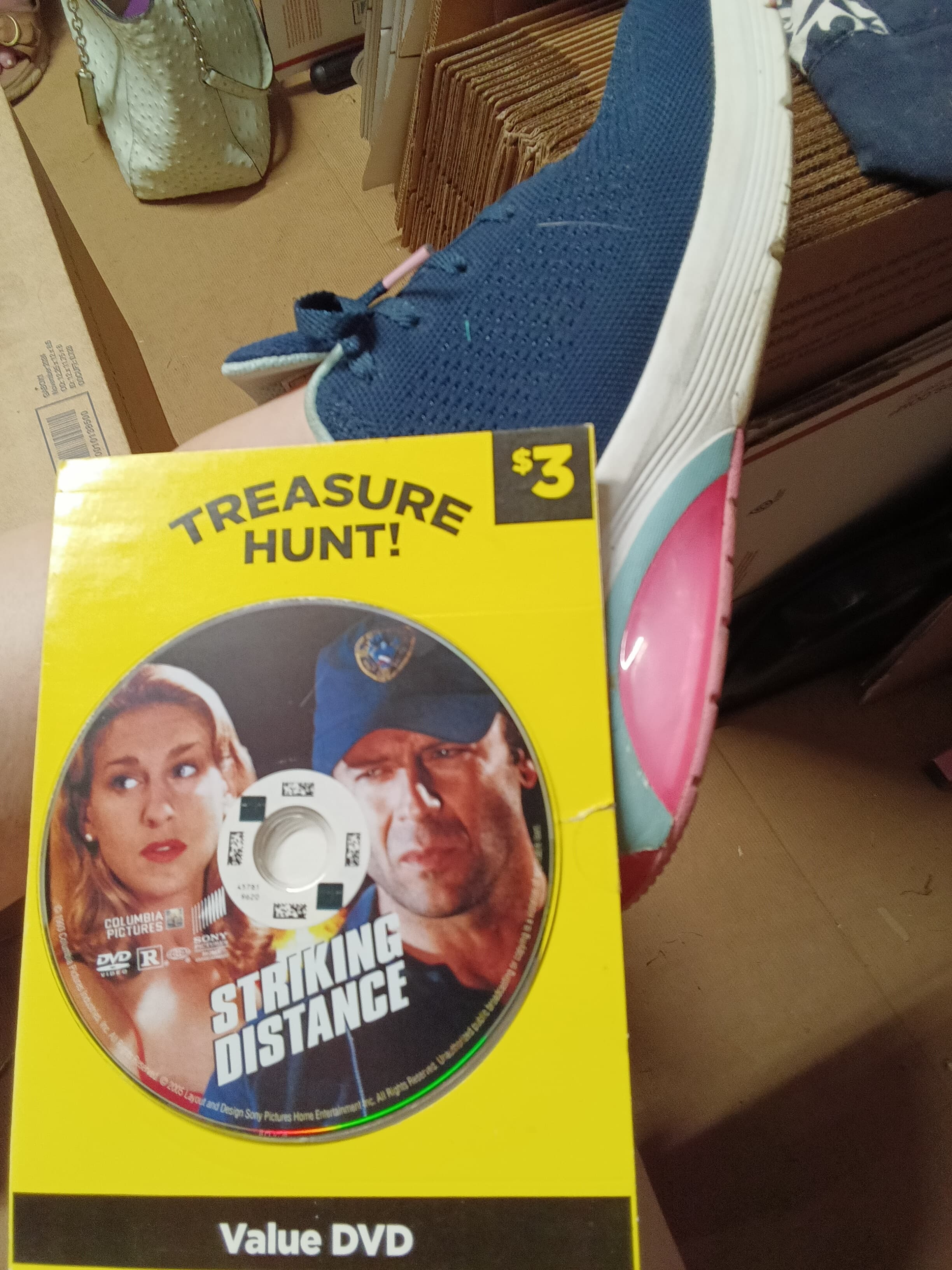 Striking Distance DVD Columbia Pictures