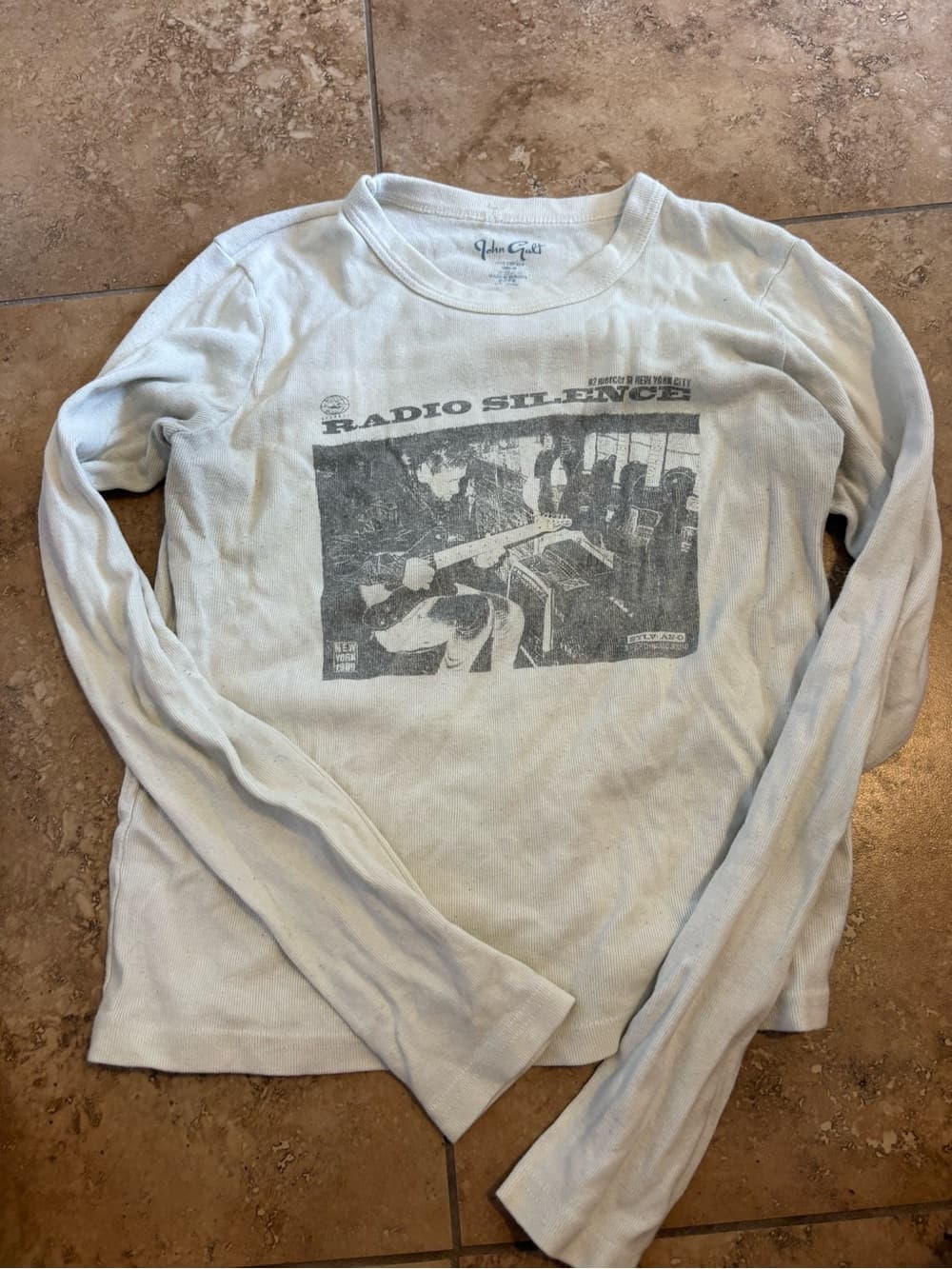 Brandy Melville White Crewneck Graphic Tee