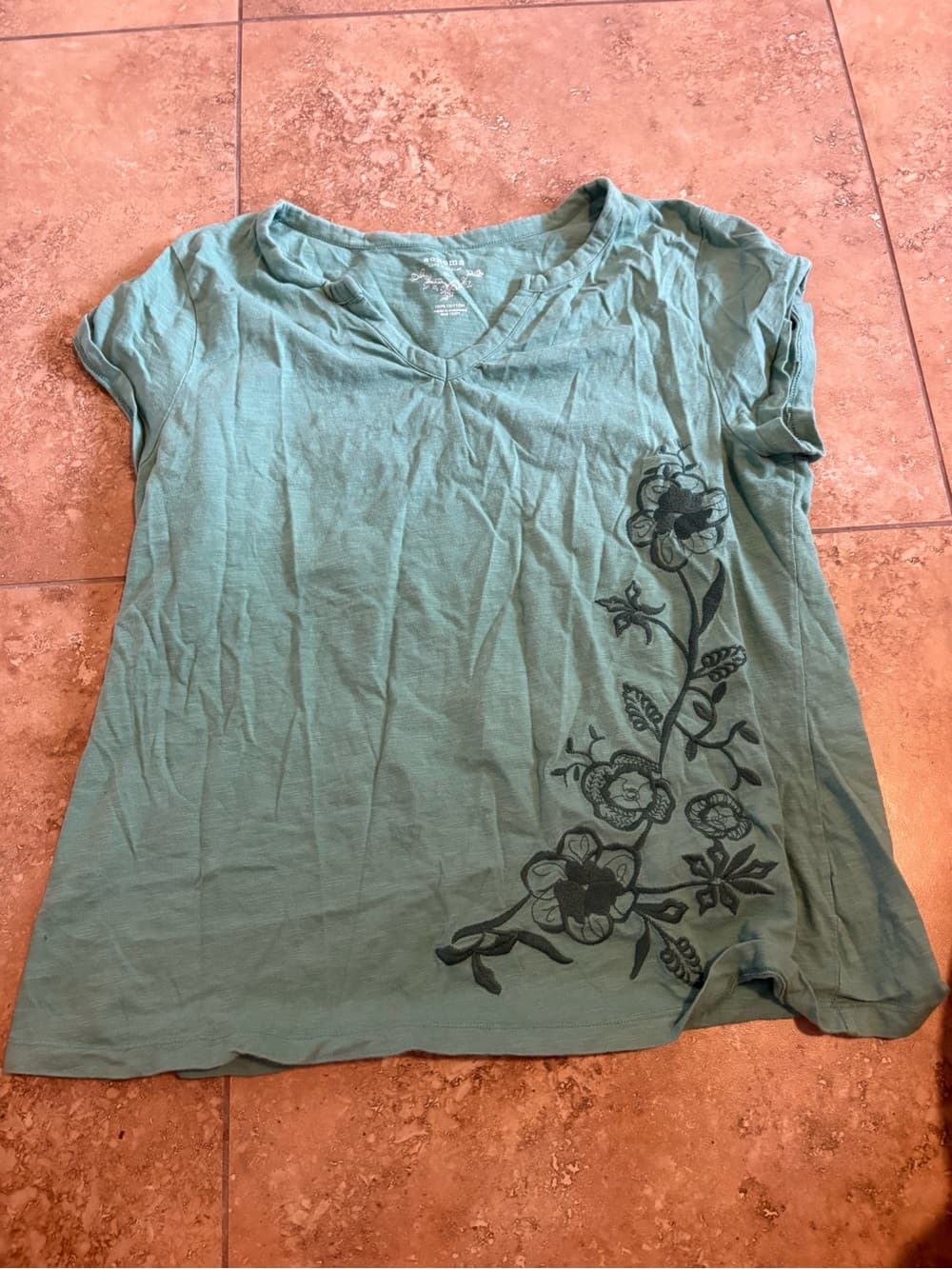 Sonoma Teal V-Neck Short Sleeve Tee with Floral Side Print