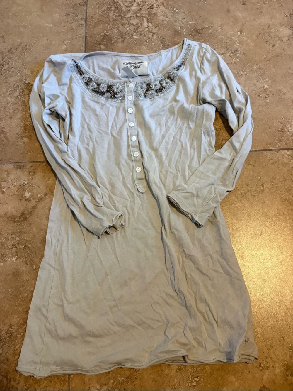 Vintage Abercrombie & Fitch Light Gray Long Sleeve Henley Top Beaded Neckline