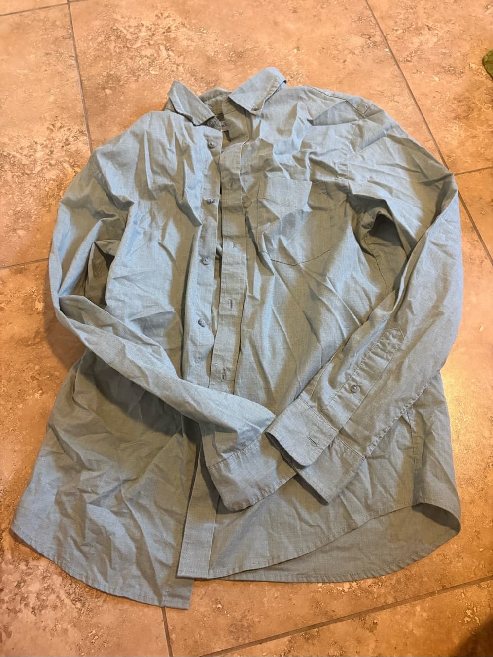 Old Navy Light Blue Long Sleeve Button-Up Shirt