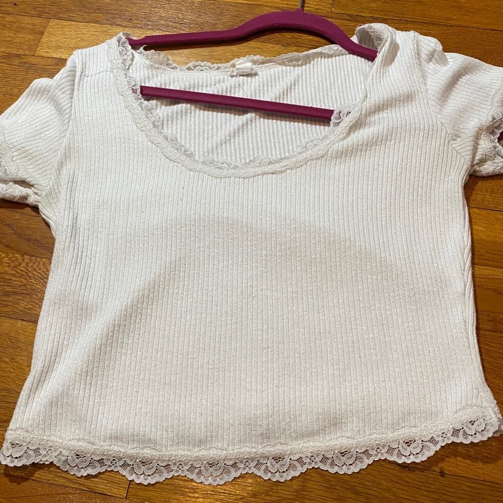 Cute lace tee