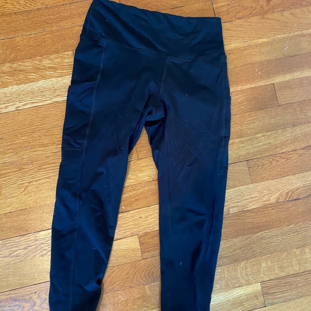 Black leggings