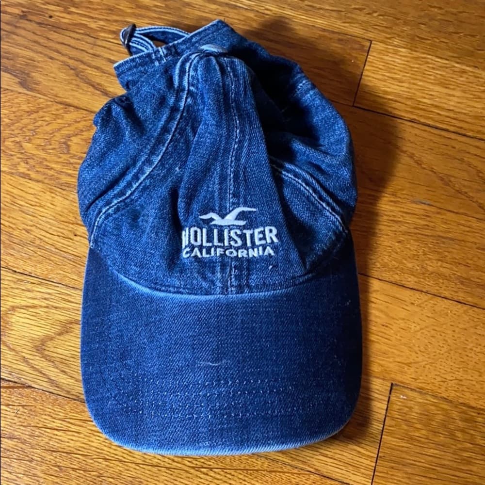 Hollister hat