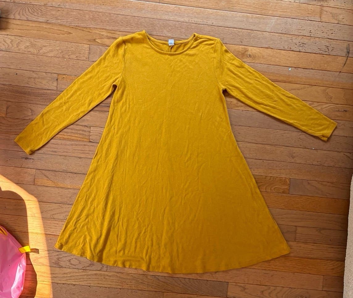 Old Navy Mustard Yellow Long Sleeve Swing Dress Women’s XS Soft Knit Casual
